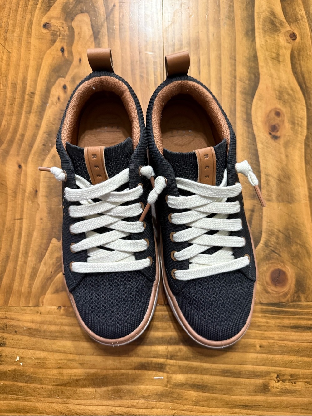 Reef Lay Day Lite women’s shoe